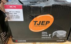 Diverse skruer og skudsøm