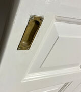 Bred skydedør med skinne