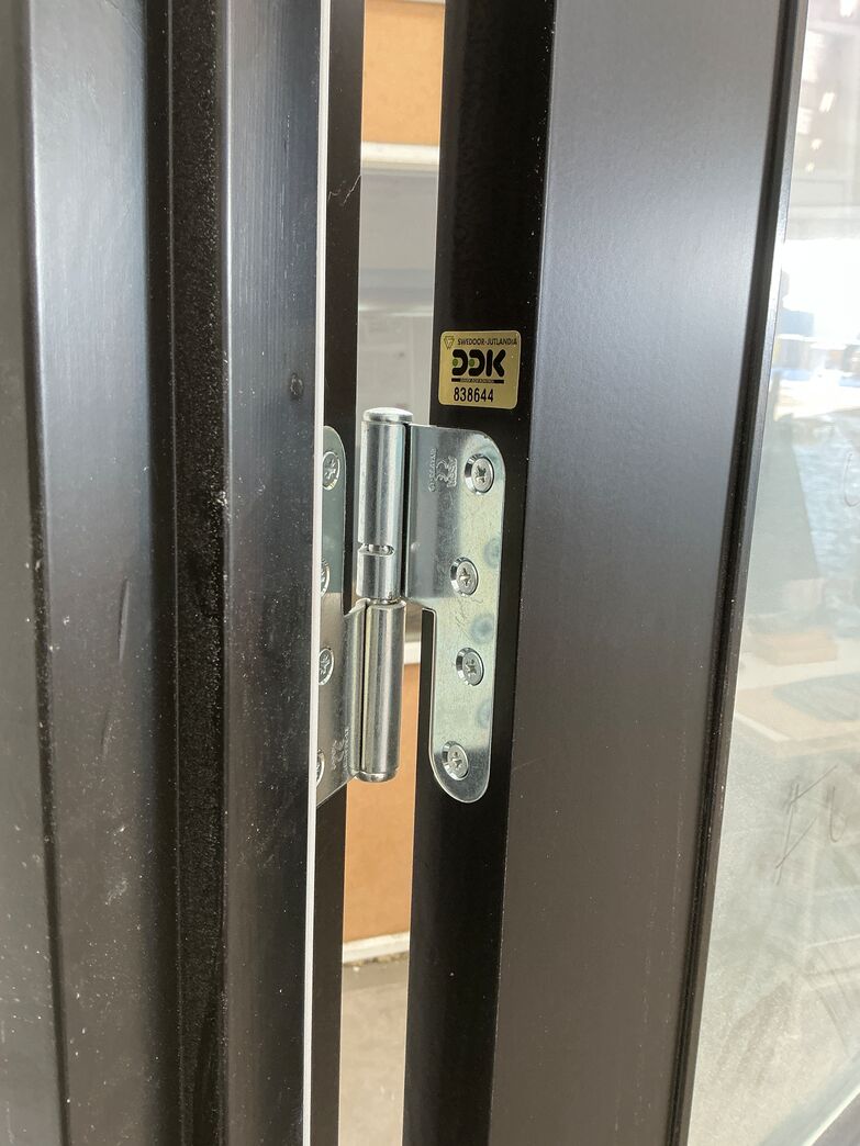 Indvendig M9 dør med glas