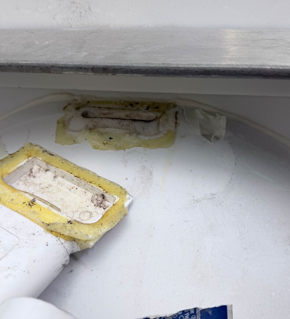 Corian bordplade med rund vask