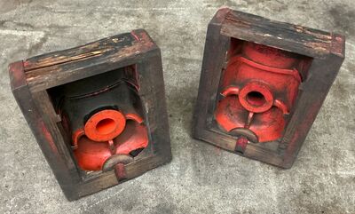 2 stk. støbeforme fra Holbæk Jernstøberi
