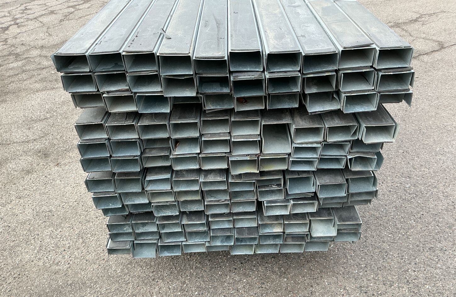 240 stk Top- og bundskinne 75/40-0,5 L:3000 mm