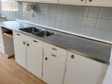 Malet komplet 60'er køkken