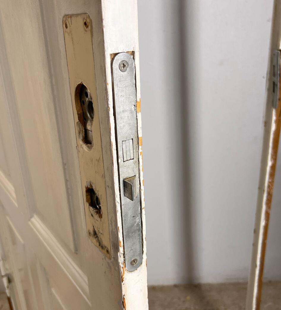 Fyldningsdør med karm