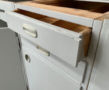 Malet komplet 60'er køkken