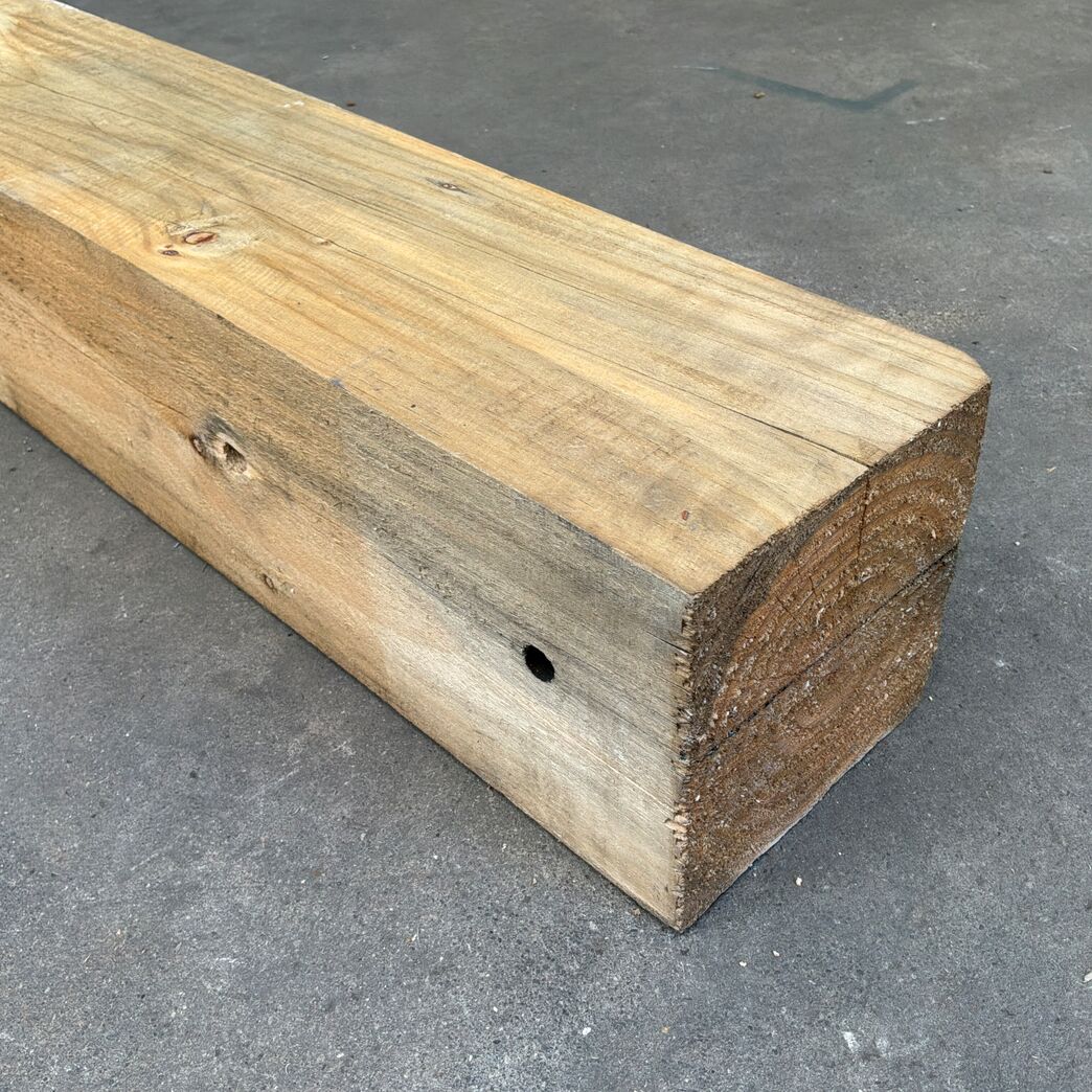 20x20 cm tømmer fra vindmølletransport 300 cm