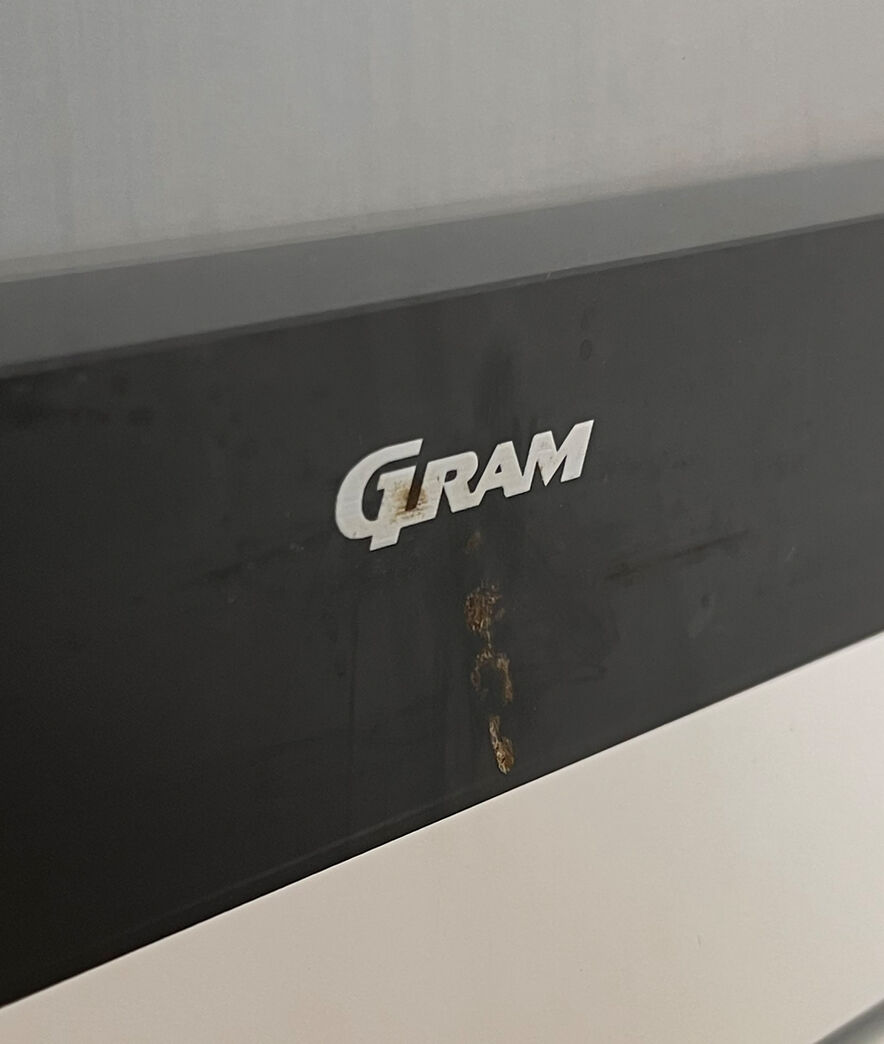 Gram komfur