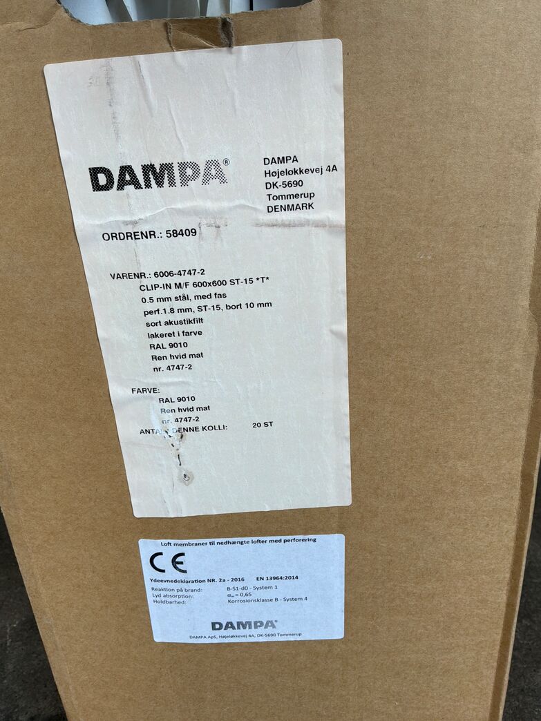 7,2 m2 DAMPA Clip-In akustik loftplader 600 x 600 mm