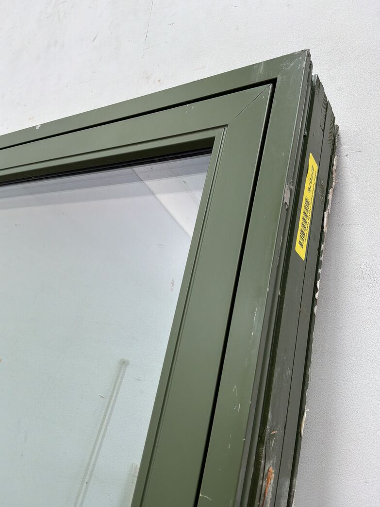 Grønt Termovindue 119x132 m/alu front