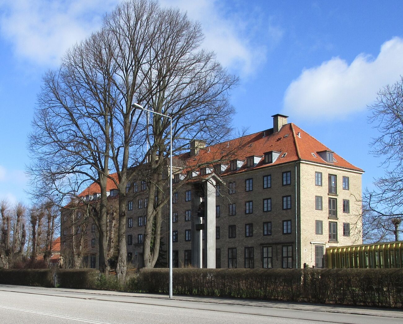 Indvendig celledør med karm