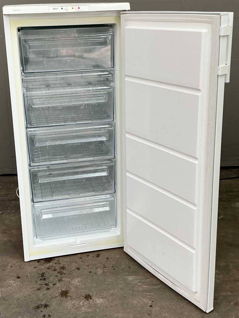 Electrolux skabsfryser