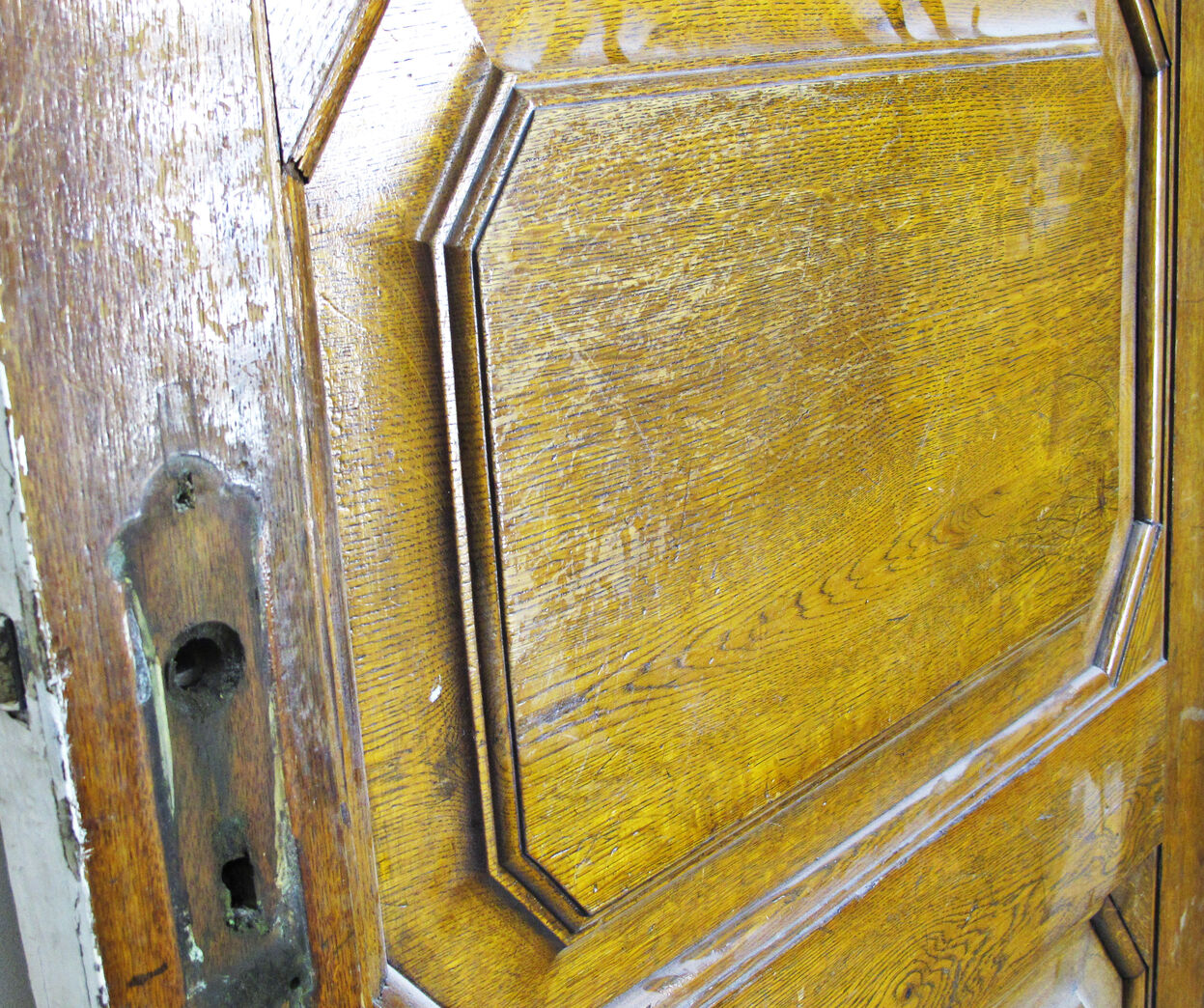 Fornem fyldningsdør