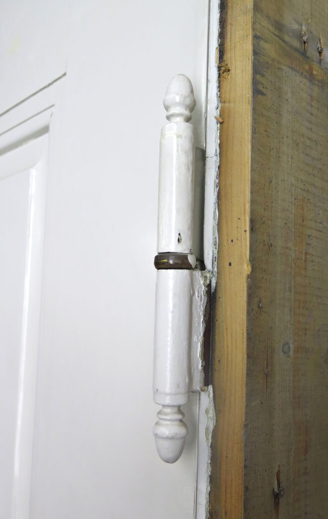 Fyldningsdør med karm Fyldningsdør med karm