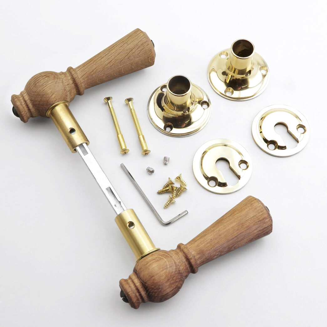 Trægreb til ny dør - knebelgreb i eg