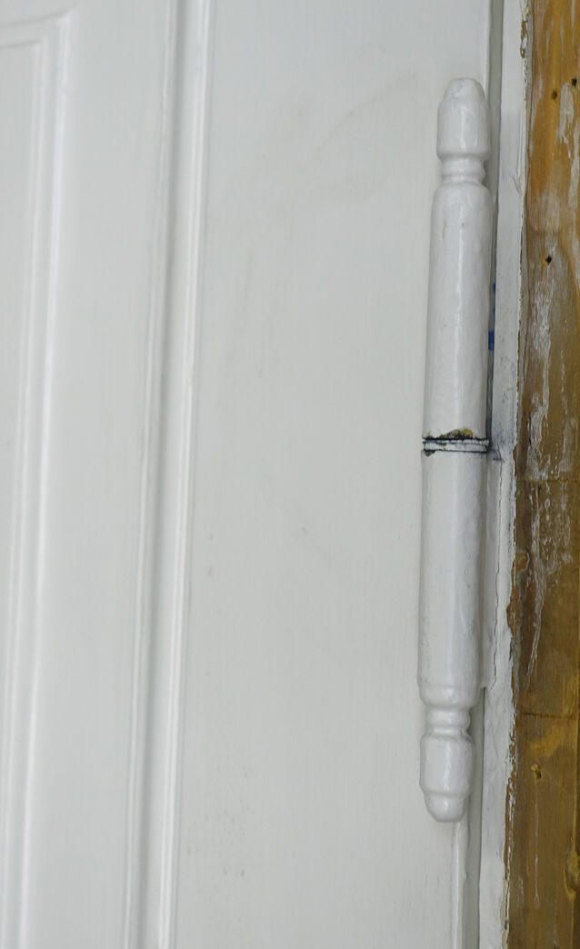 Bred fyldningsdør med karm