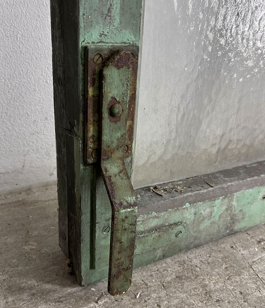 Kæmpe vinduesramme fra 