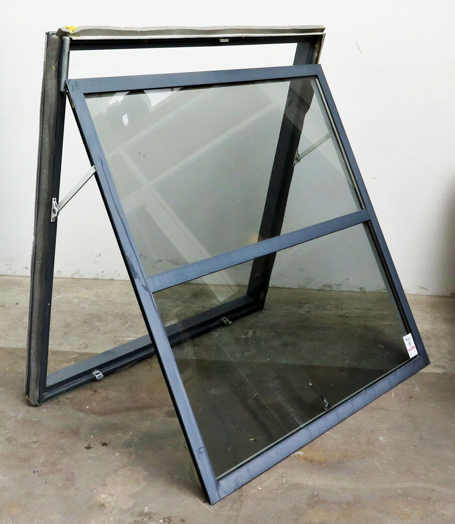 Termovindue, alu på træ med tonet glas