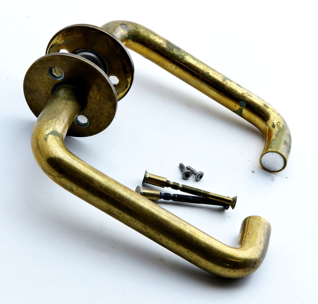 Messing d line U - greb, Ø:16 mm.