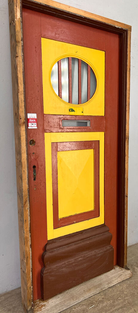 Yderdør med glas og karm