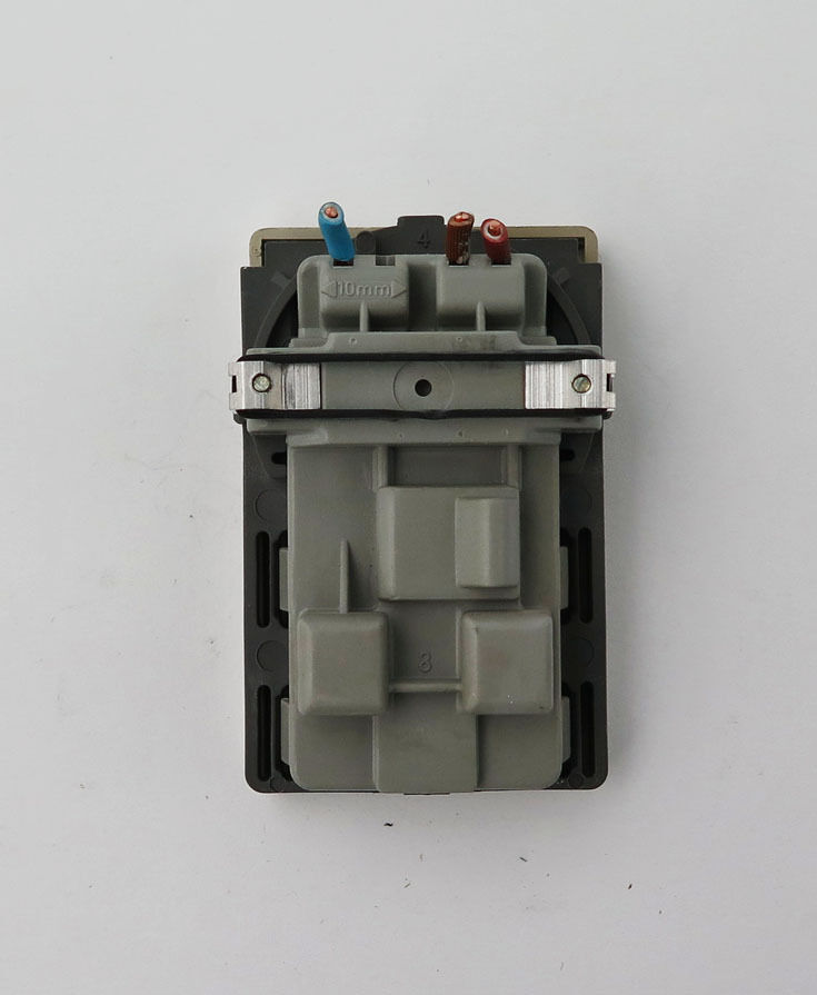 LK Fuga stikkontakt u/jord - Grå