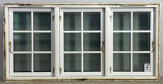 Termovindue med sprosser og tre lags glas