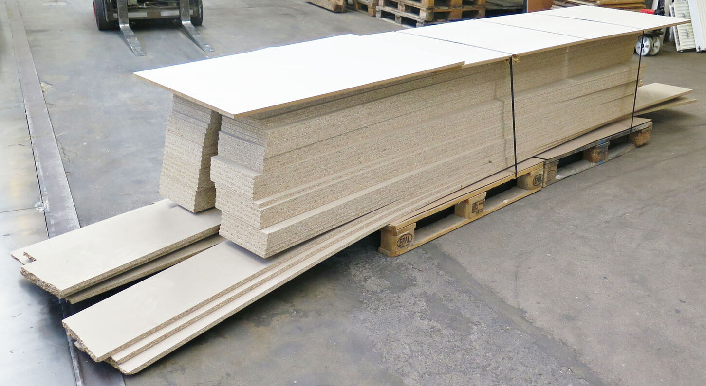 Parti 19 mm spånplade strimler 60 stk