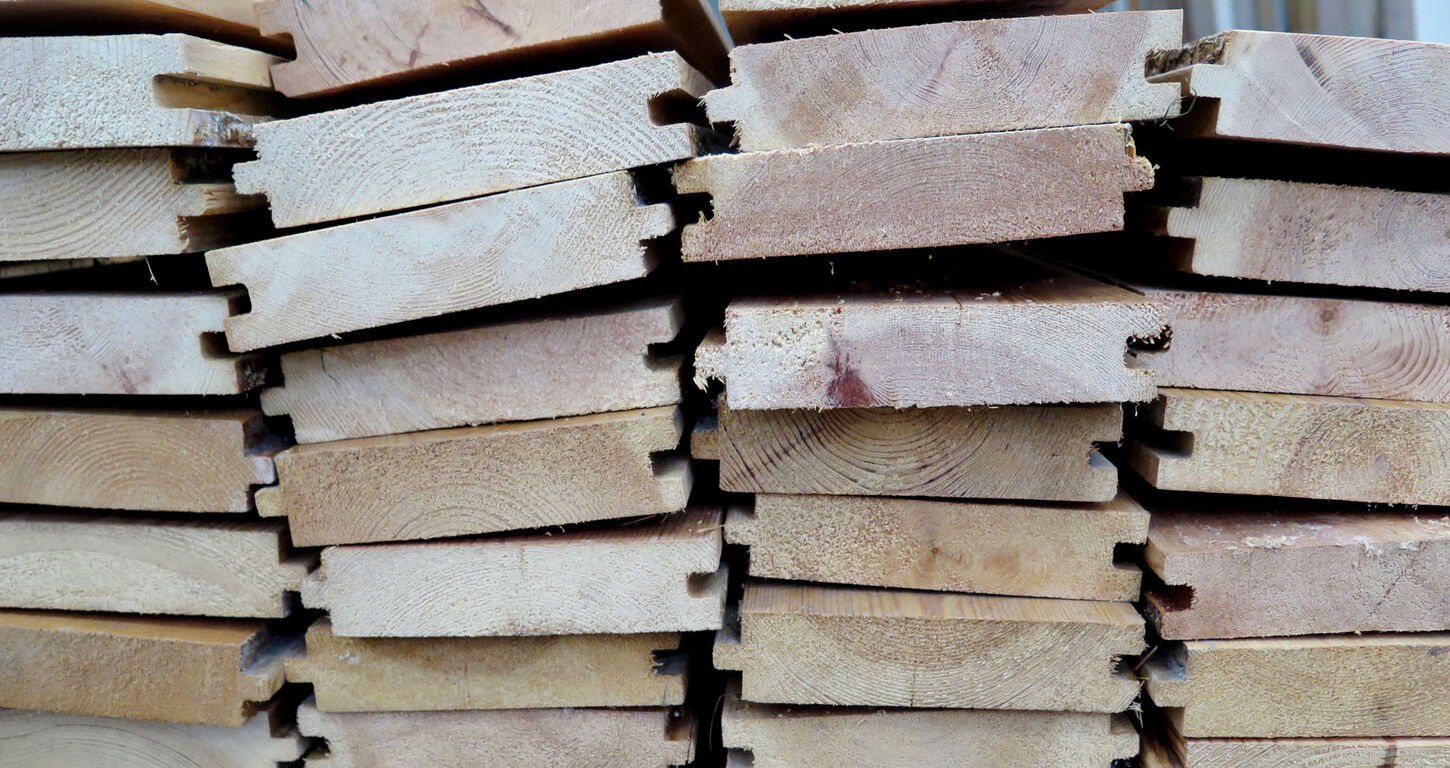 Brugte gulvbrædder i fyr, 28m2, 11,5cm