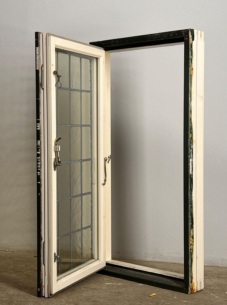 Blyindfattet vindue med koblet ramme Blyindfattet vindue med koblet ramme