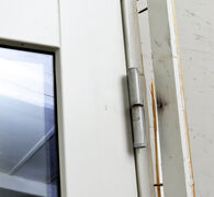 Yderdør med karm/med skade