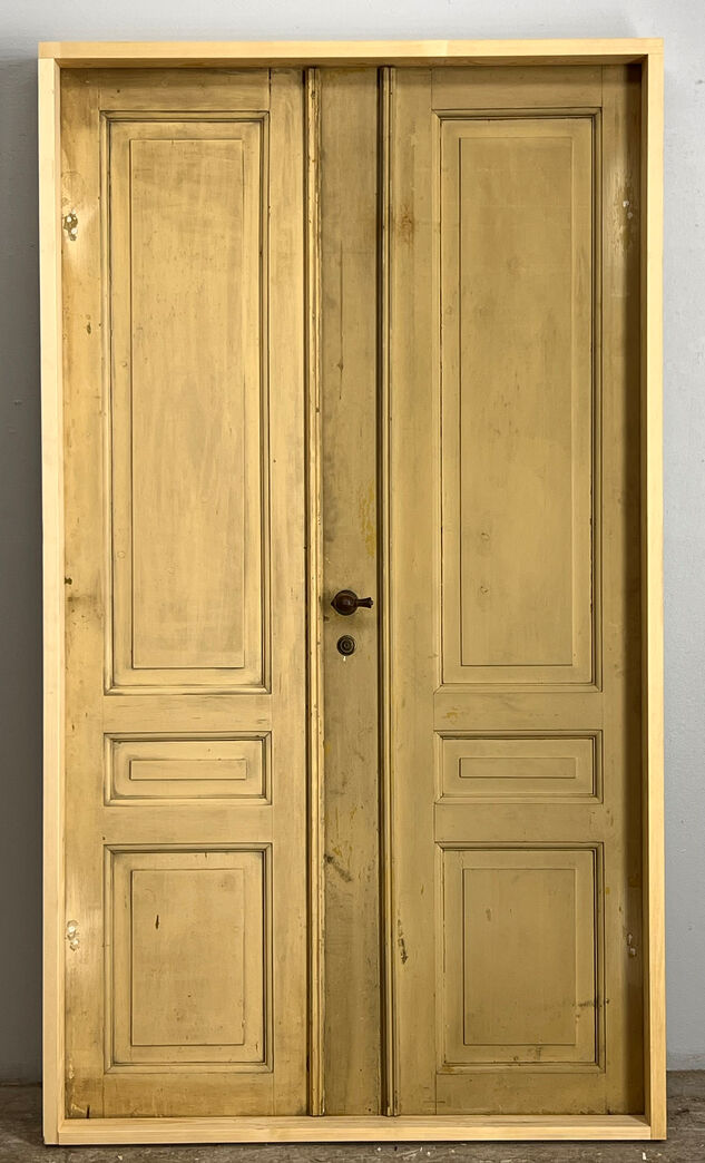 Dobbelt fyldningsdør med karm