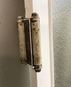 Svingdør med glas uden karm