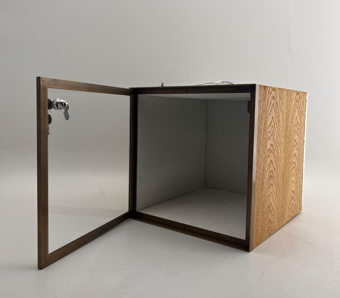 Smykkeskab med lys - 40 x 40 x 45 cm