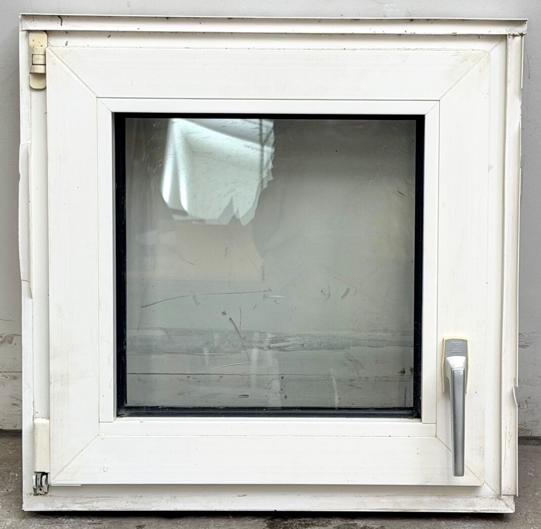 Plast sidehængt/kip termovindue 59x59 cm