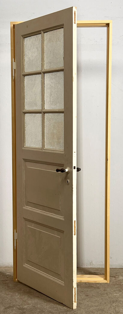 Dør med sprosser i karm