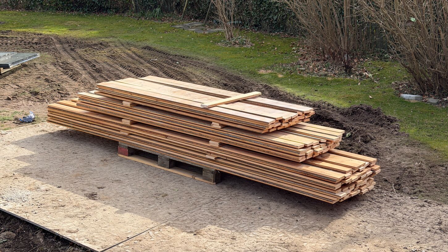 Brugte 20 mm gulvbrædder i fyr, 28 m2, 10 cm