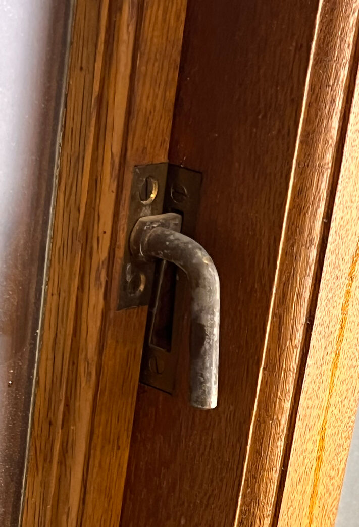 Sprossevindue i egetræ