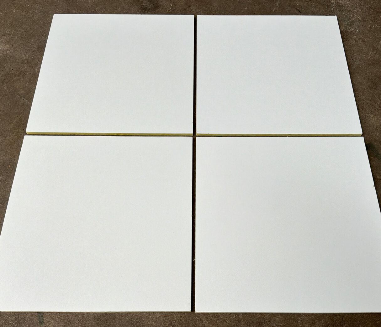 Ecophon akustikloftplade 59,6x59,6x1,5 cm