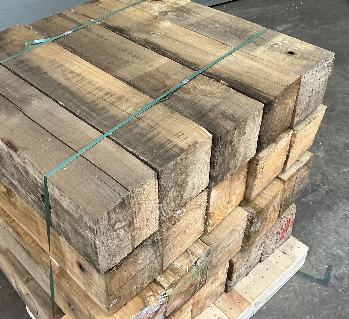 20x20 cm tømmer fra vindmølletransport 90 cm