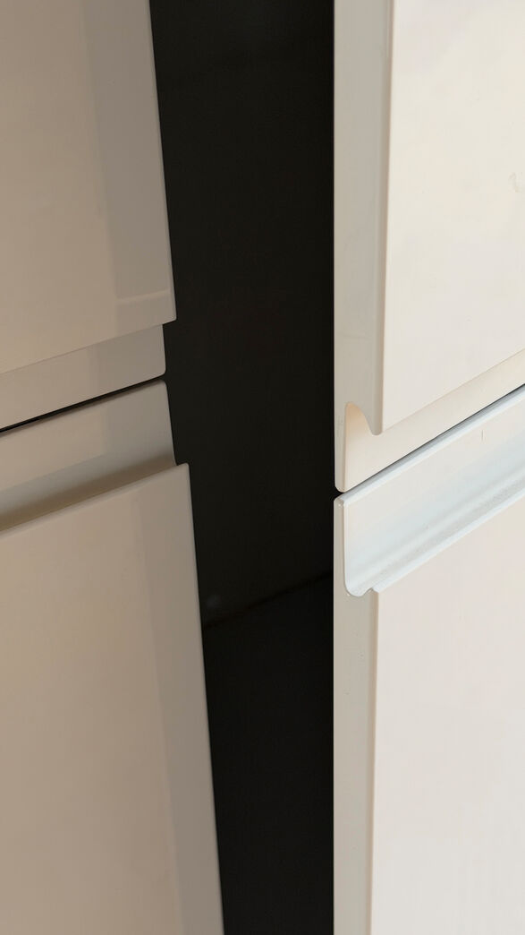 HTH klædeskab med 1 hylder/bøjlestang 100X211x56,5cm