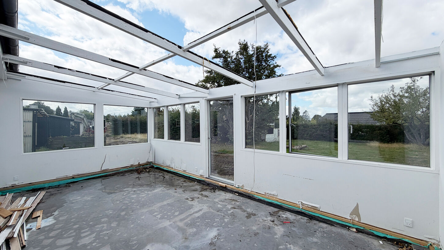 Udestue med 5 Velfac elementer