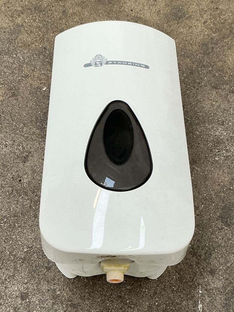 Standsing sæbedispenser