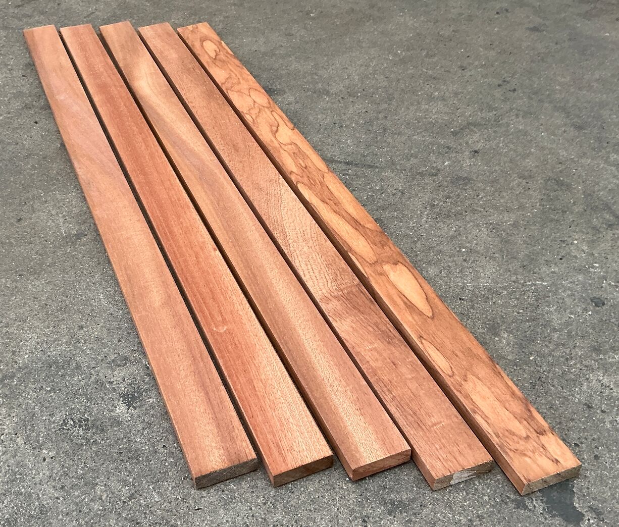 Mahognilister høvlet 4 sider 17x55x1000 mm