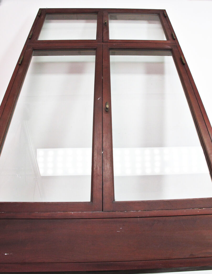 Kæmpe vindue med radiatorskjuler