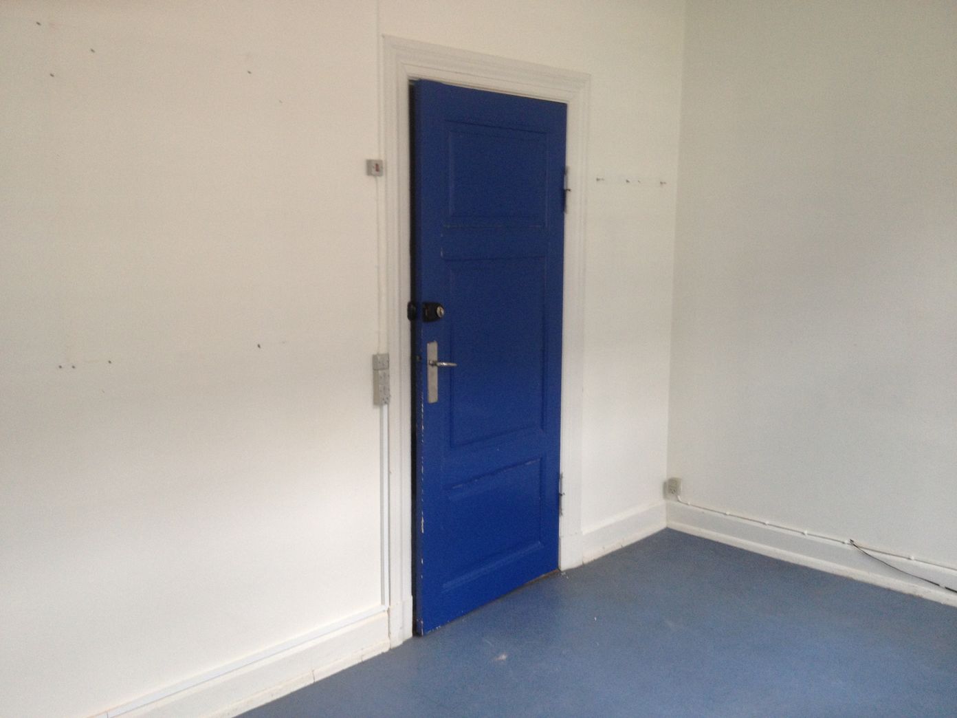 Fyldningsdør med karm