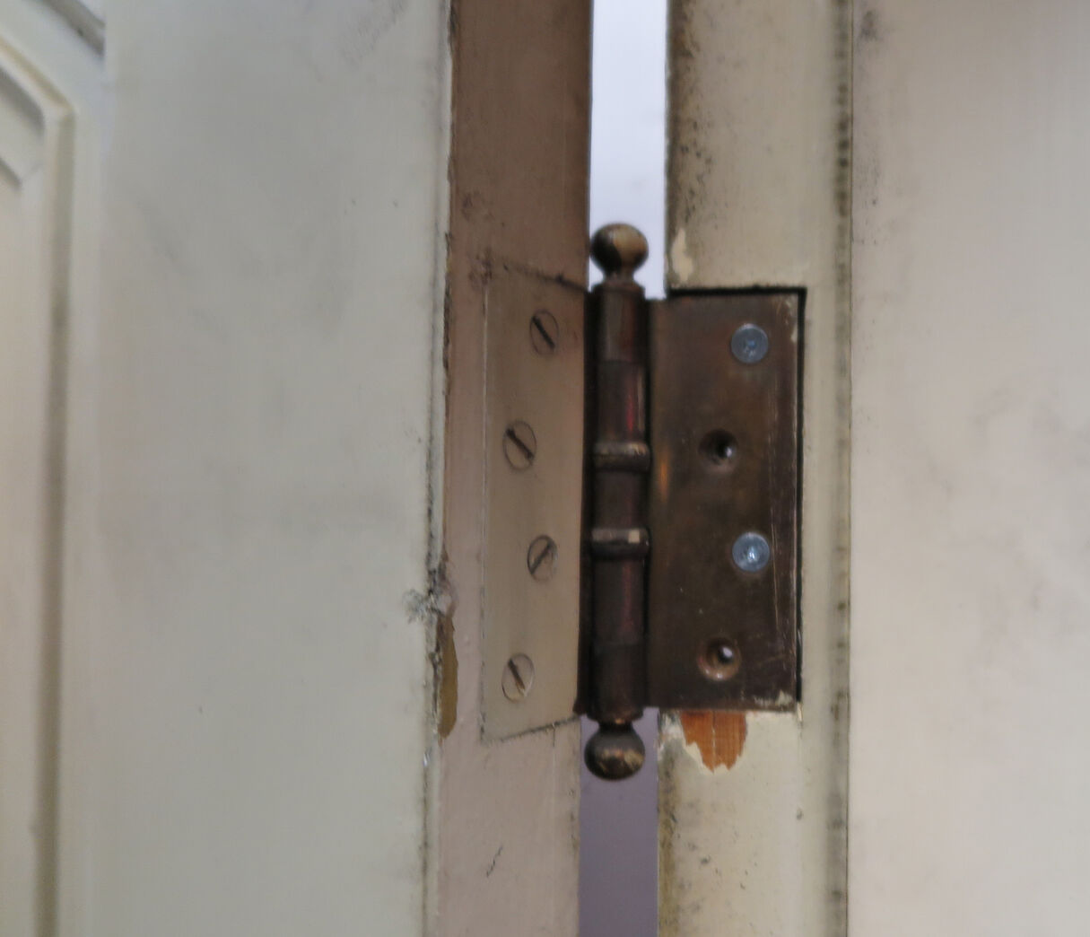 2 sammenhængende fyldningsdøre