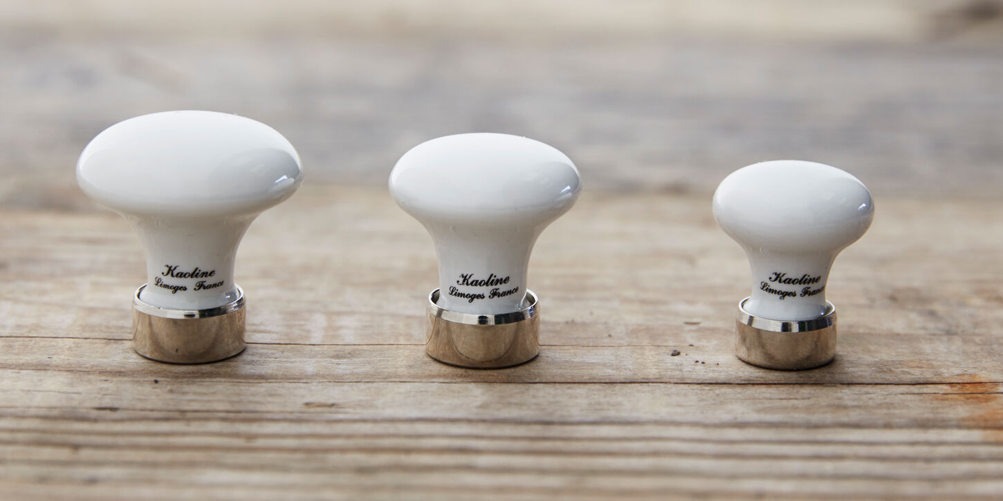 30 mm - Porcelænsknop med kromfod