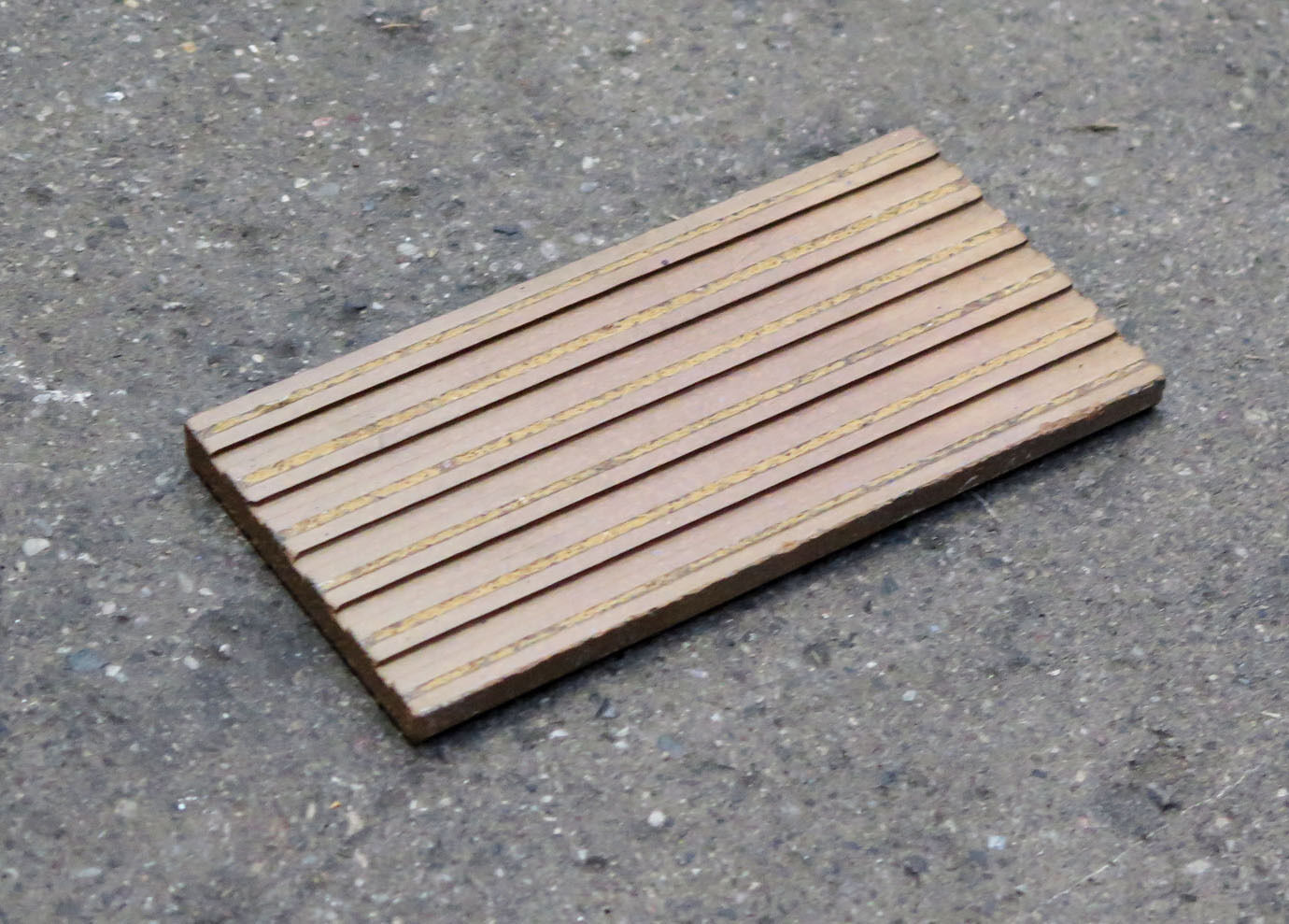 Brun klinke, 9,7x19,3x1,1 cm