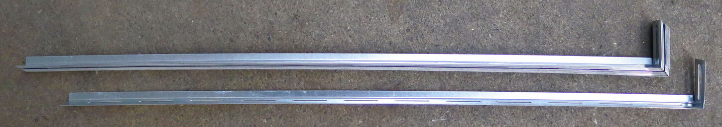 Vægbeslag 70 cm. Tilbehør til akustikplader,