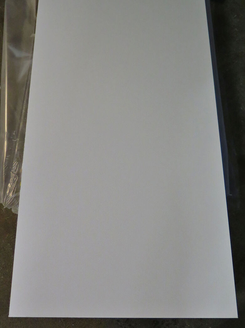 Akustik plader 2700x600 mm White Frost