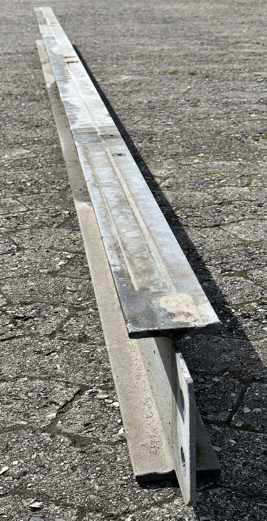 I-bjælke galvaniseret - 358 cm